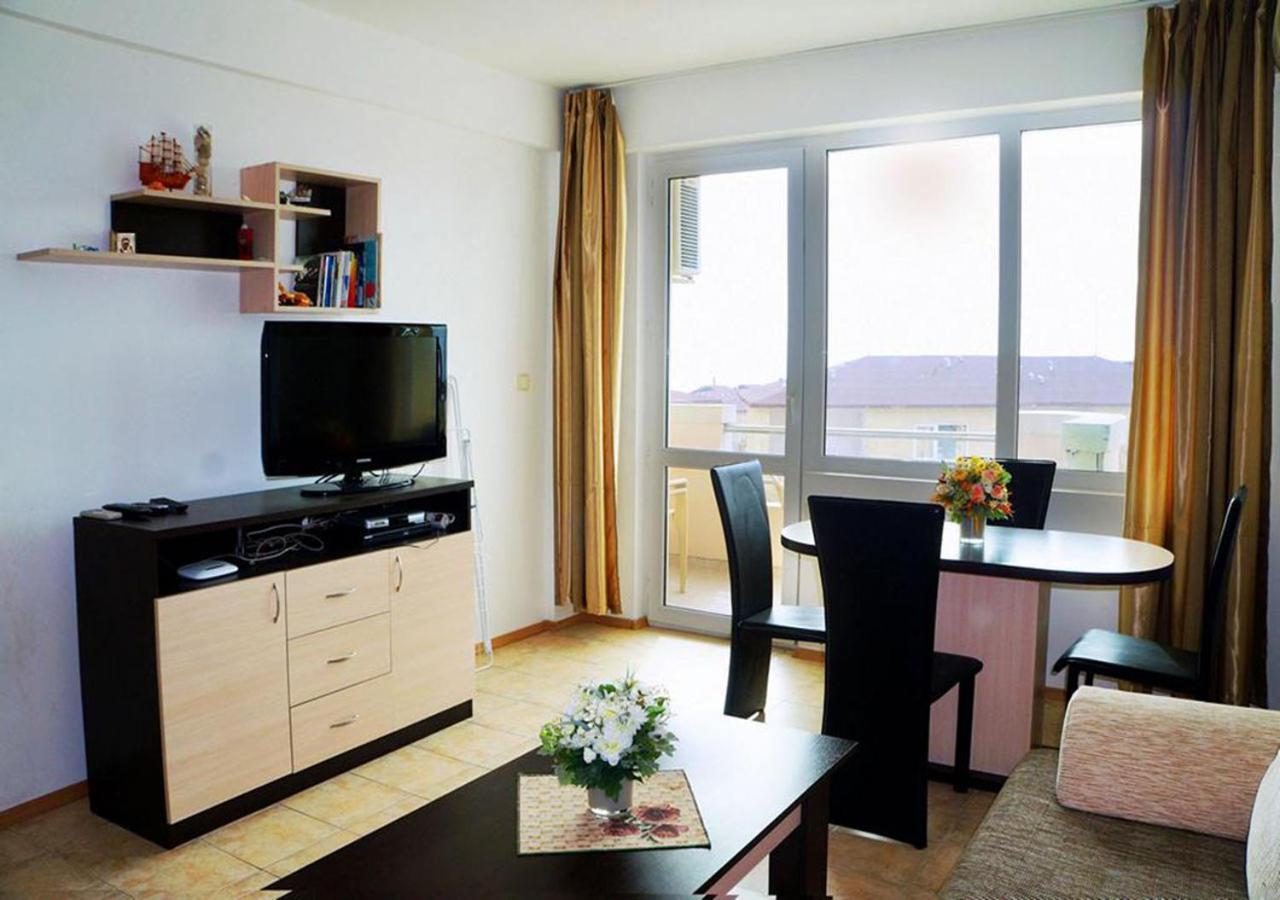 Dom-El Real Apartments In Sea View Complex Sveti Vlas Eksteriør billede